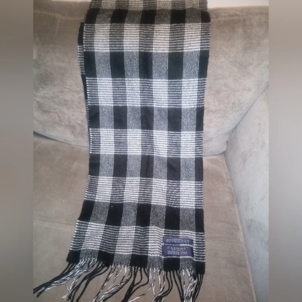 Authentic GIVENCHY Black White Plaid Check Cashme'Scarf Fringe Made In Italy